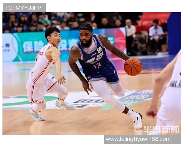 鲍威尔首节狂砍14分全场仅得23分表现起伏不定引发热议 鲍威尔首节狂砍14分全场仅得23分表现起伏不定引发热议