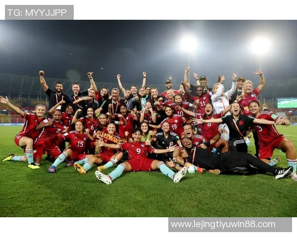 弗罗因德谈乌尔比希成长潜力并对麦克参加U17世界杯表示欣喜