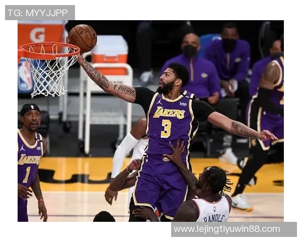 塔克遭遇伤病困扰初步诊断为硬伤赛后将进行详细检查以确定恢复情况